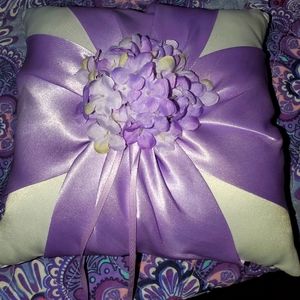 Ring pillows